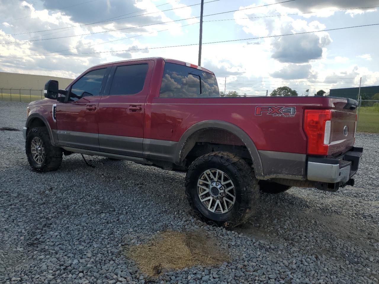 2017 Ford F250 Super Duty - Фото 2