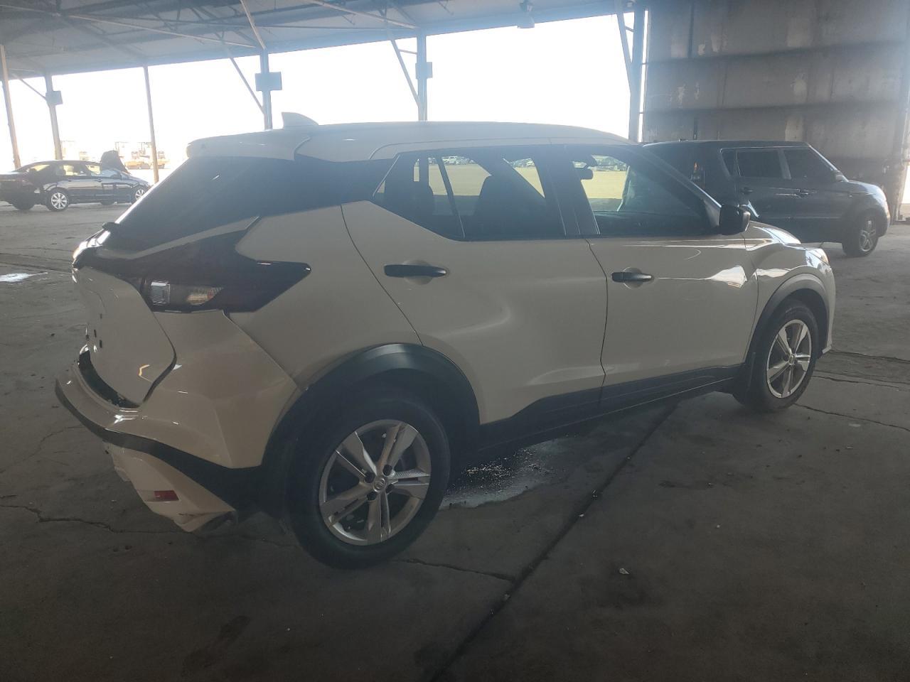 2025 Nissan Kicks Play S - Фото 3