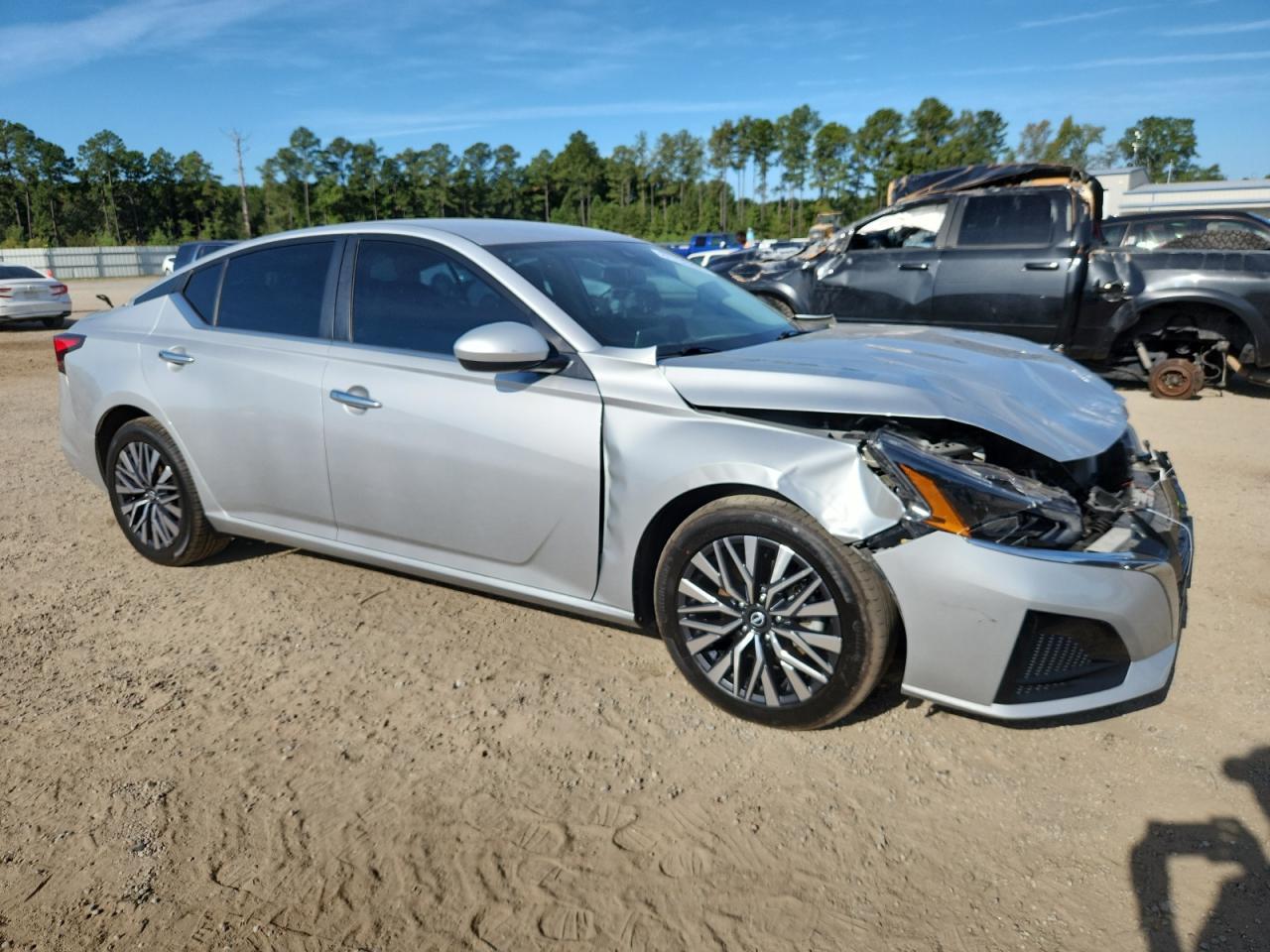 2023 Nissan Altima Sv - Image 4