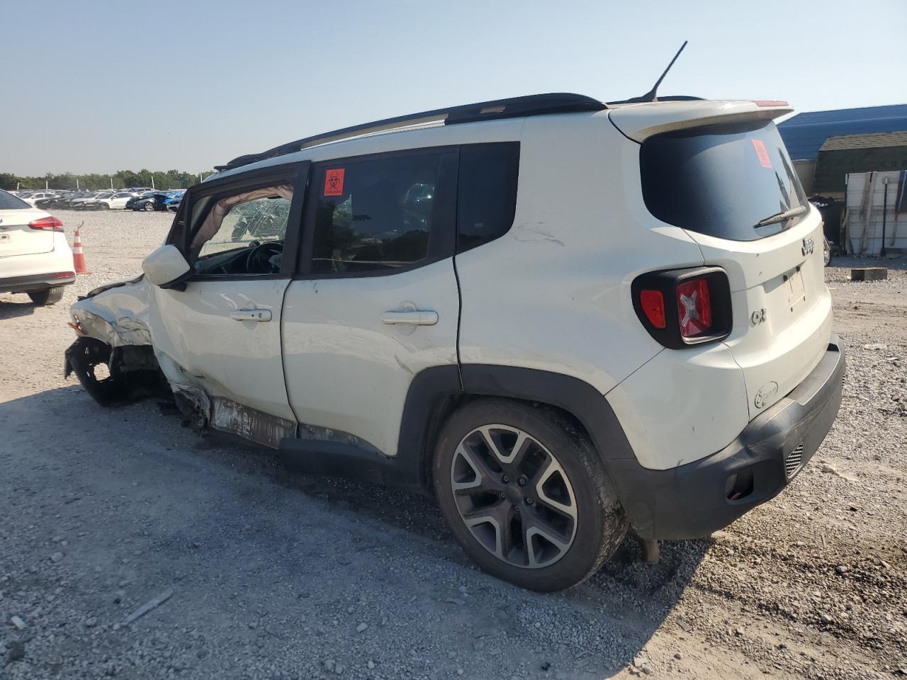 2015 Jeep Renegade Latitude - Фото 2