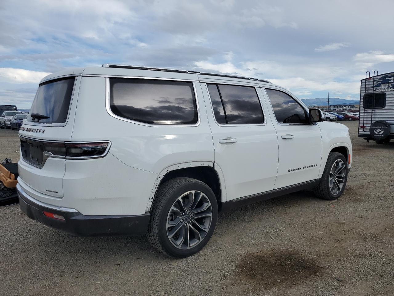 2022 Jeep Grand Wagoneer Series Iii - Image 3