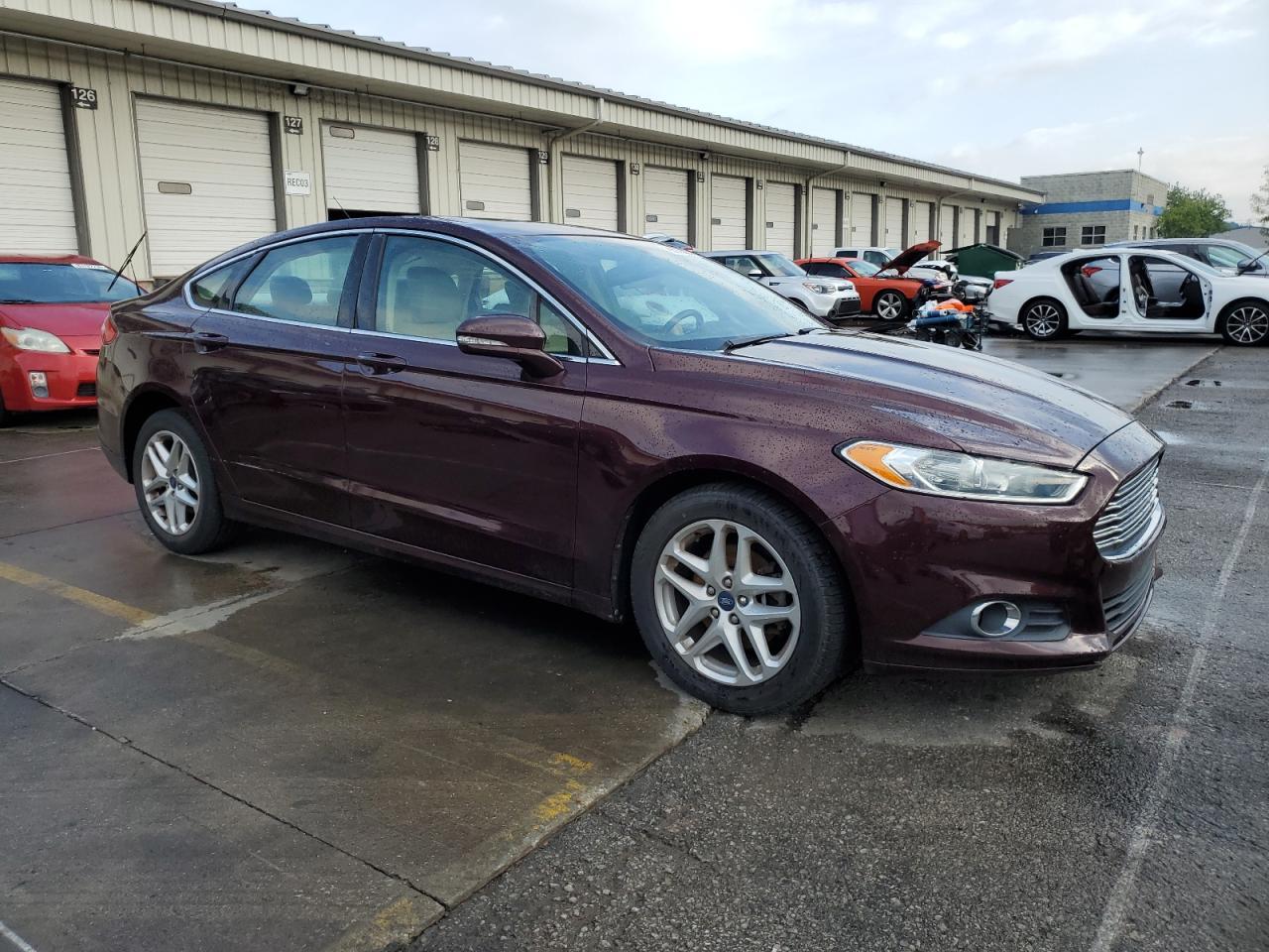 2013 Ford Fusion Se - Фото 4
