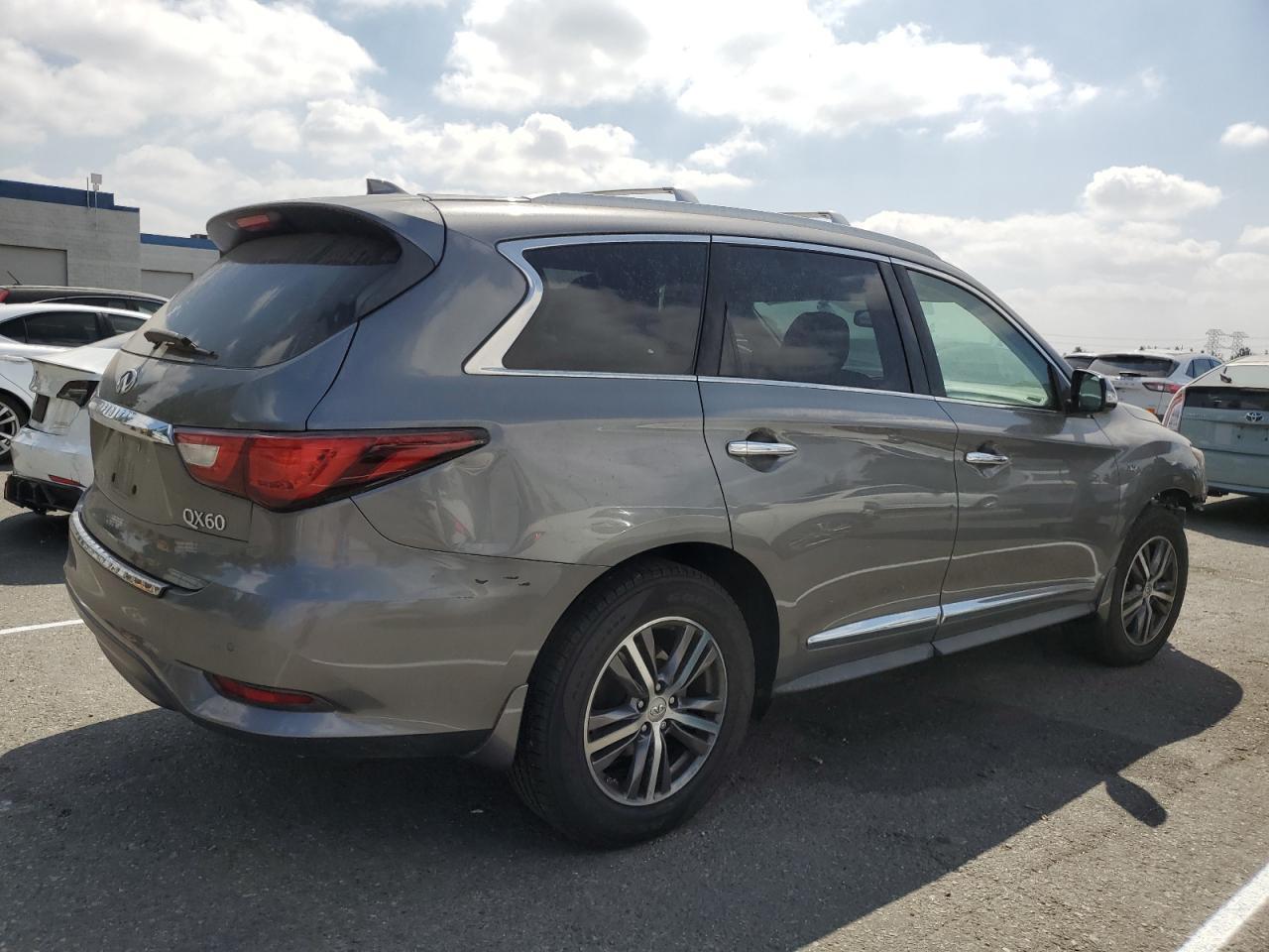 2017 Infiniti Qx60 - Image 3