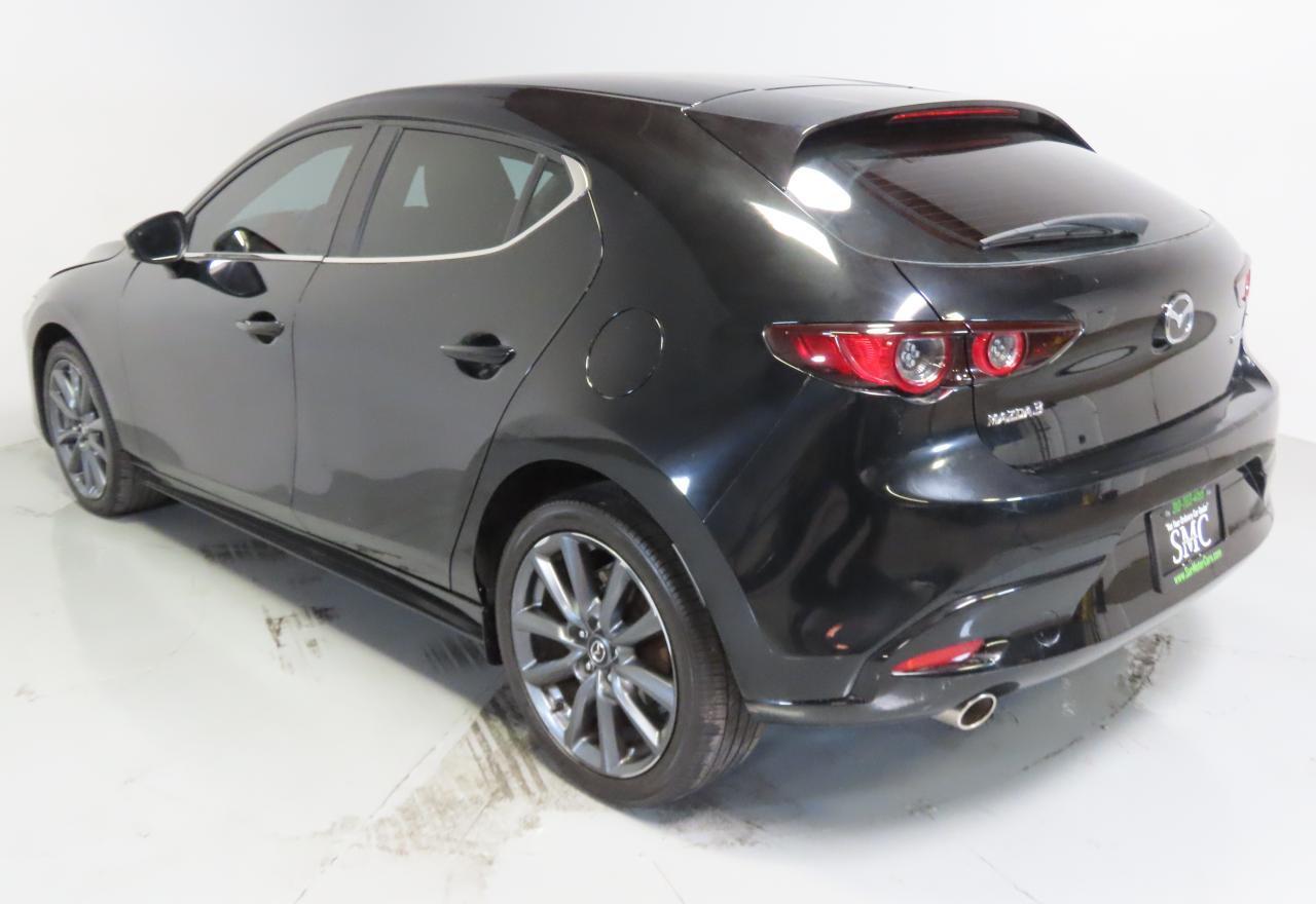 2021 Mazda 3 Select - Image 4