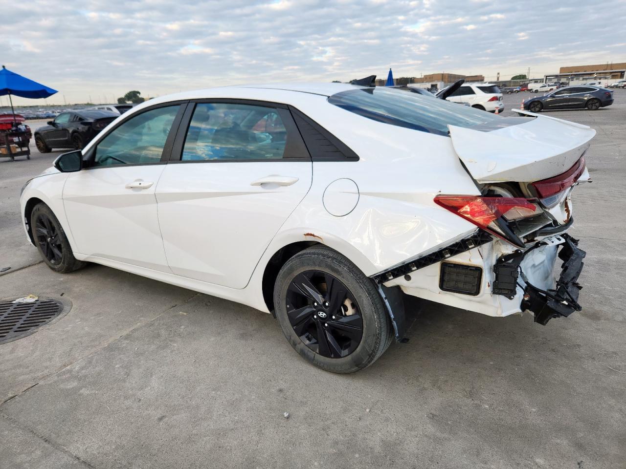 2021 Hyundai Elantra Sel - Фото 2