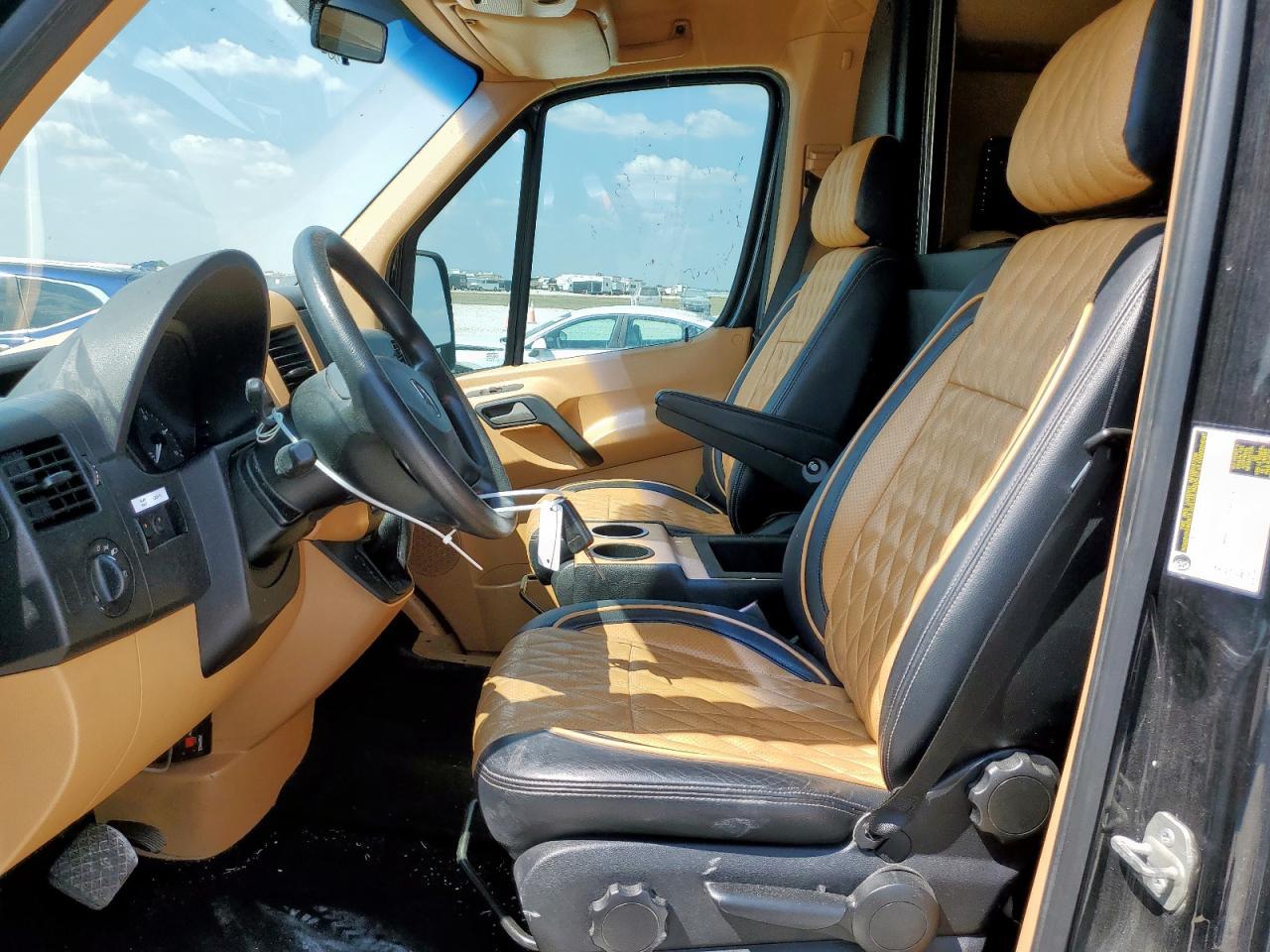 2014 Mercedes-Benz Sprinter 2500 - Фото 7