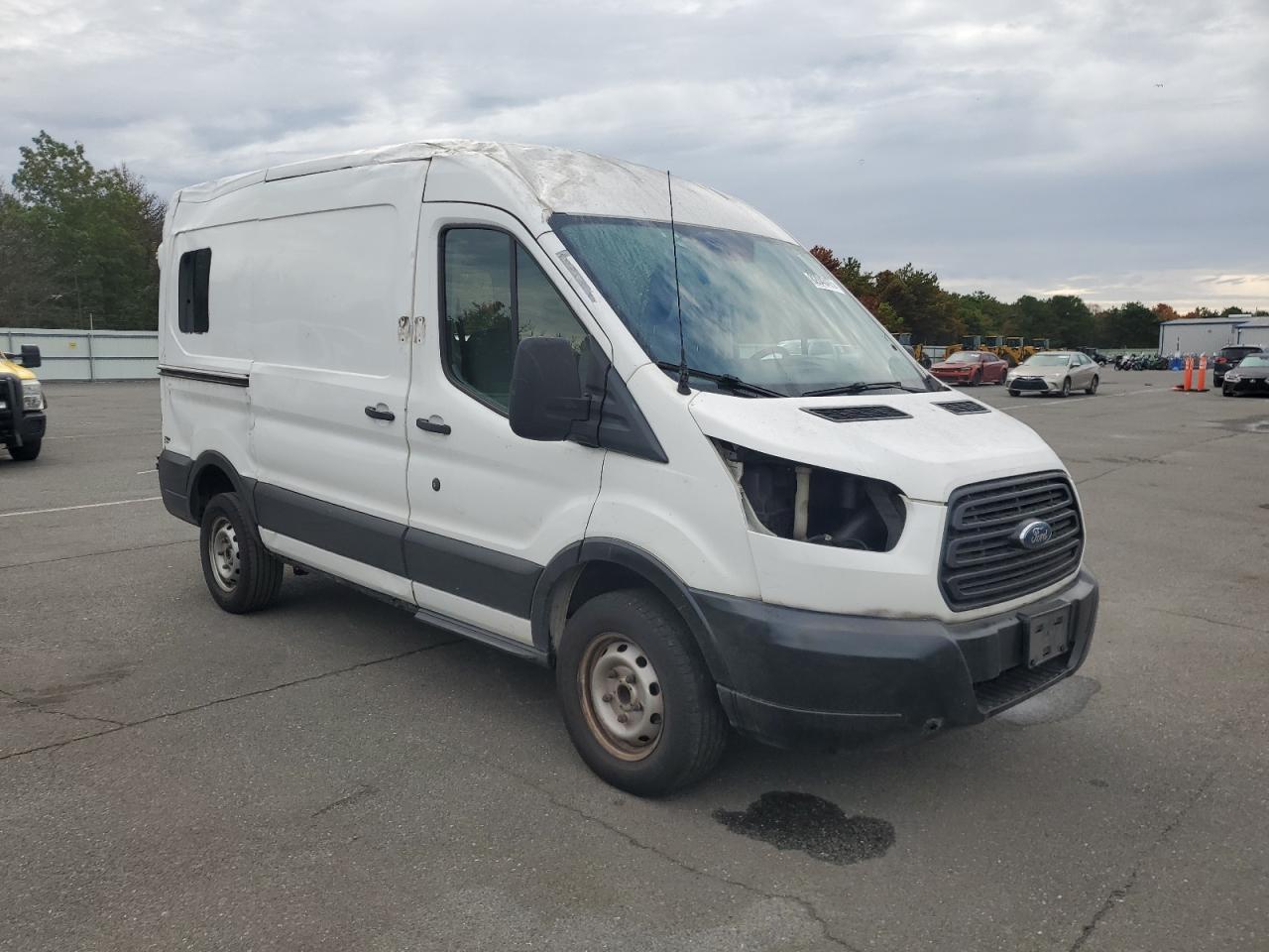 2015 Ford Transit T-250 - Image 4