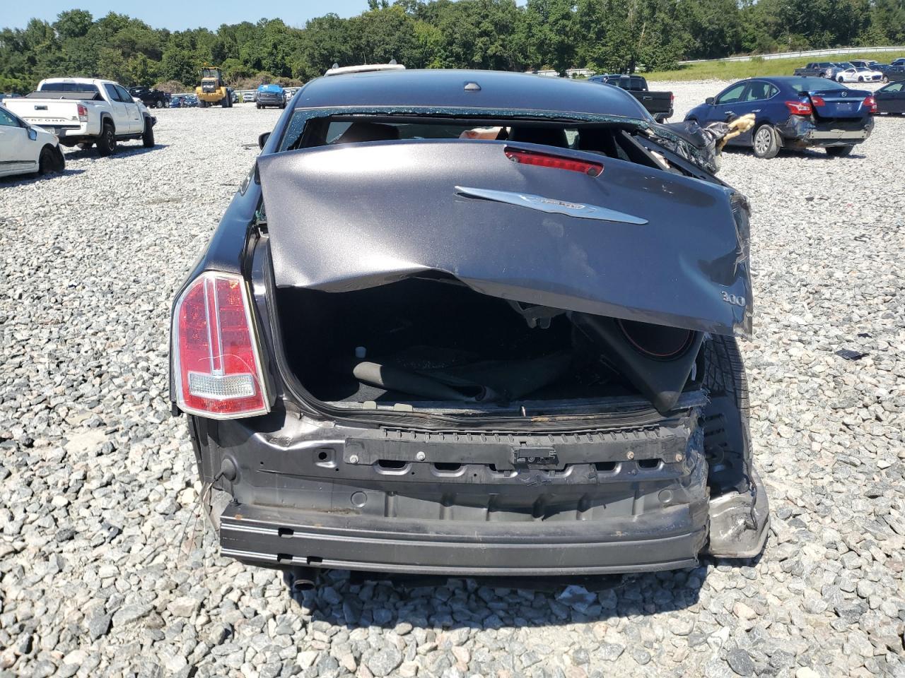 2014 Chrysler 300C - Фото 6