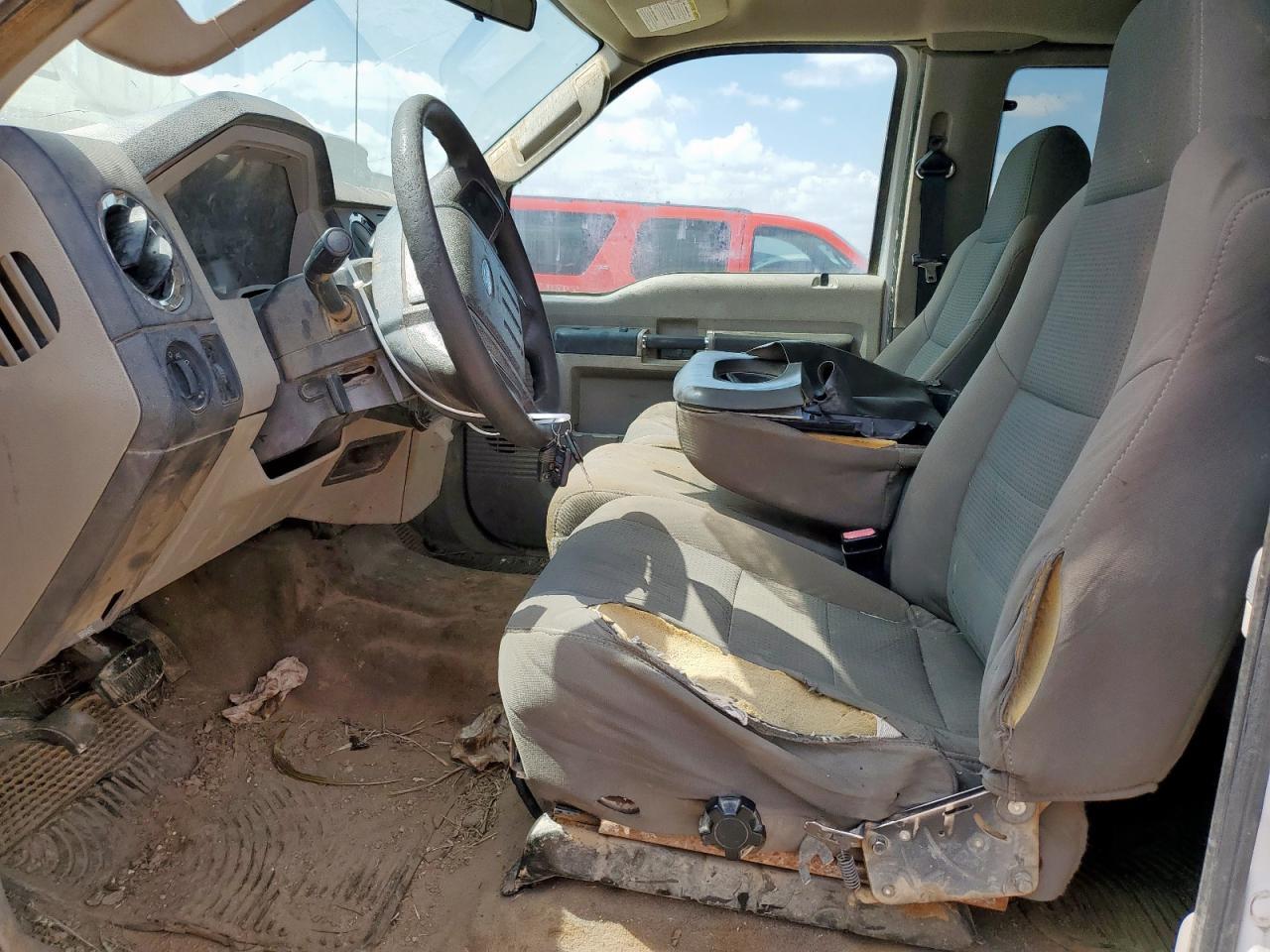 2010 Ford F250 Super Duty - Image 7