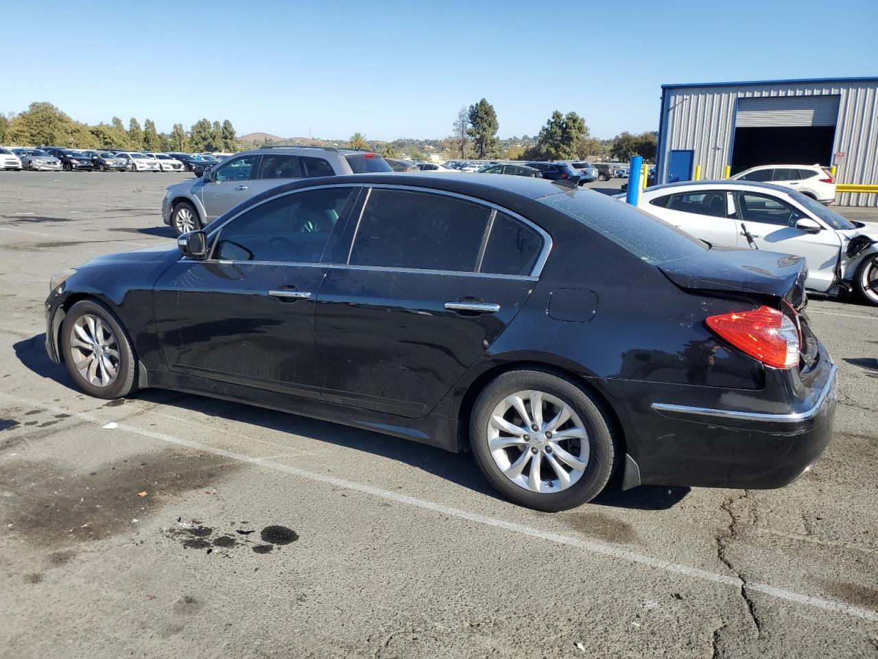 2013 Hyundai Genesis 3.8L - Image 2