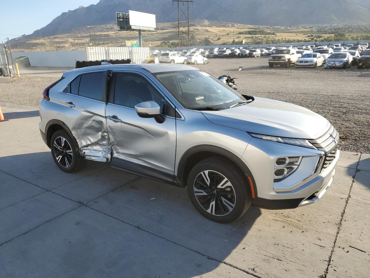 2023 Mitsubishi Eclipse Cross Se - Фото 4