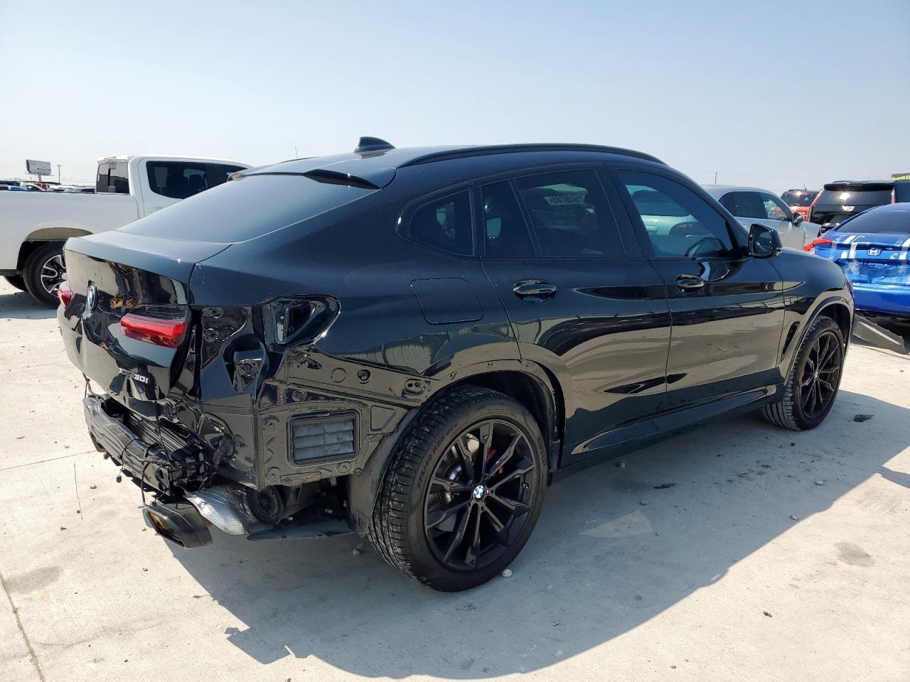 2024 BMW X4 xDrive30I - Image 3