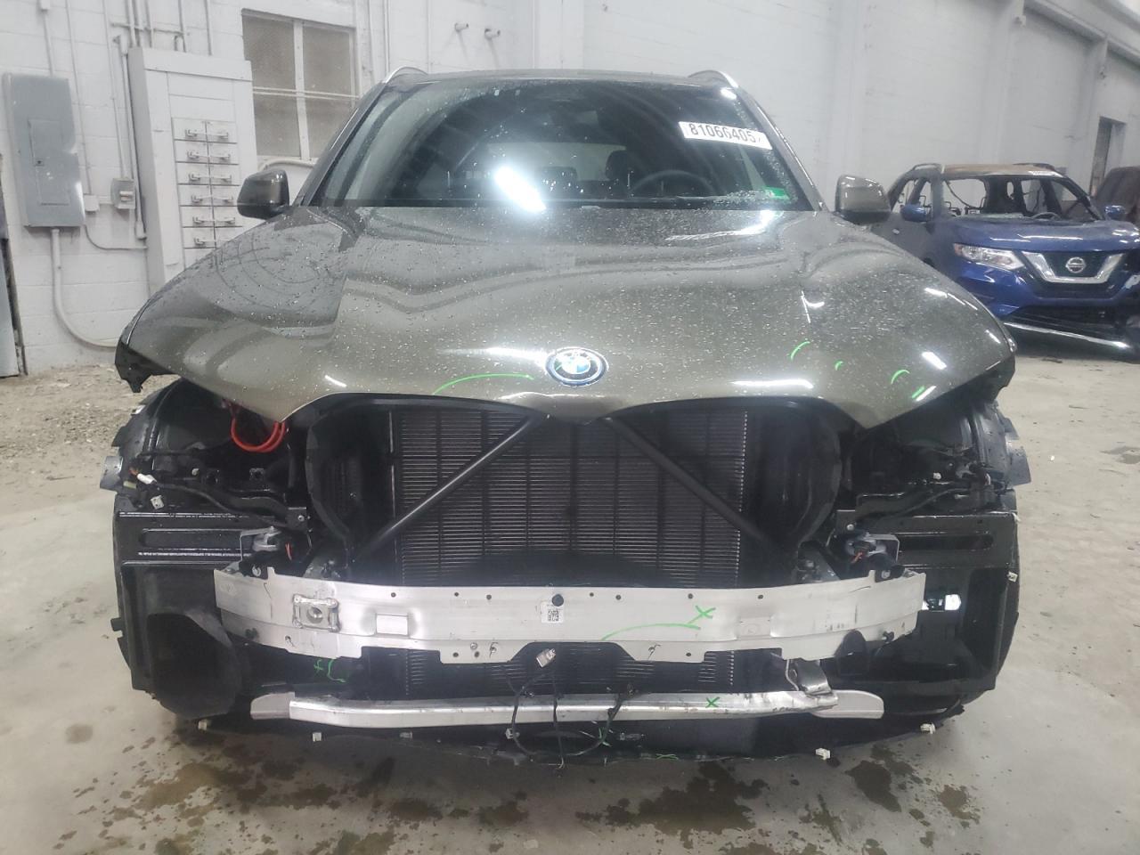 2024 BMW X5 xDrive50E - Image 5