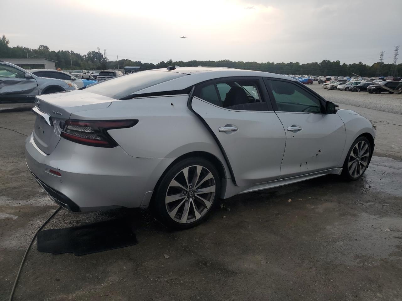 2019 Nissan Maxima S - Image 3