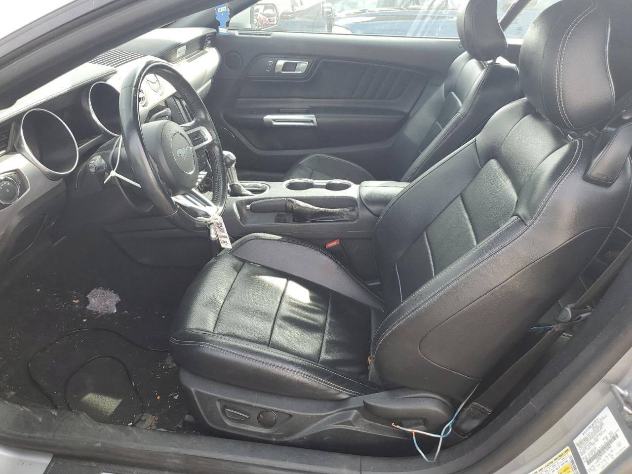 2022 Ford Mustang - Фото 7