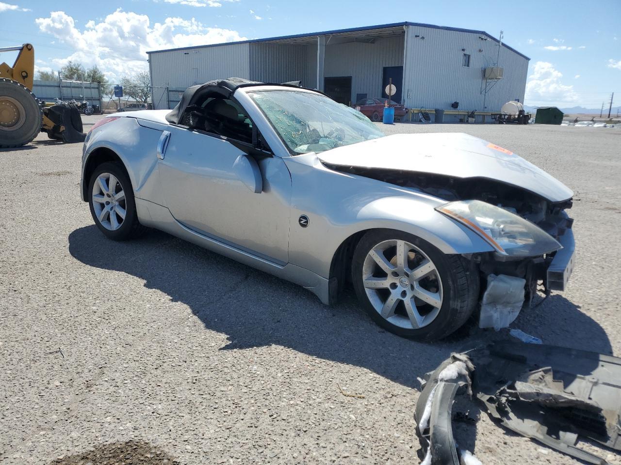 2004 Nissan 350Z Roadster - Фото 4