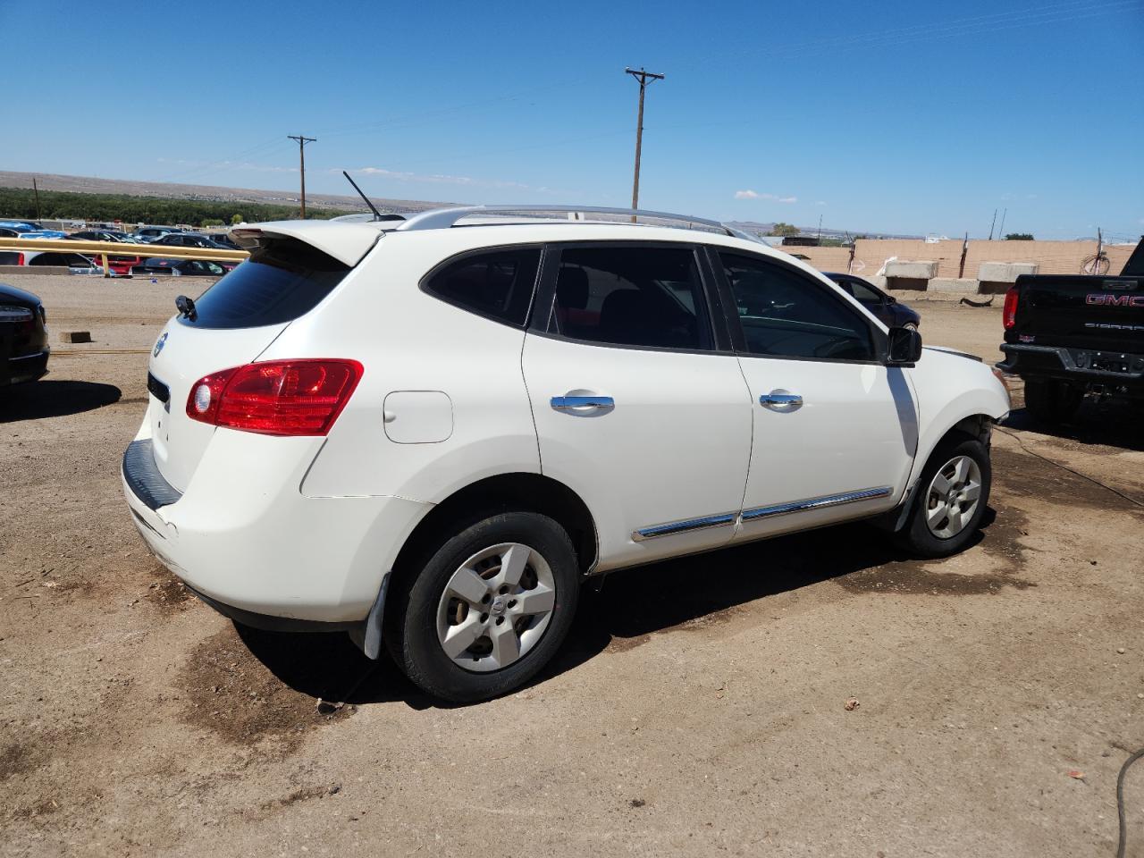 2015 Nissan Rogue Select S - Image 3