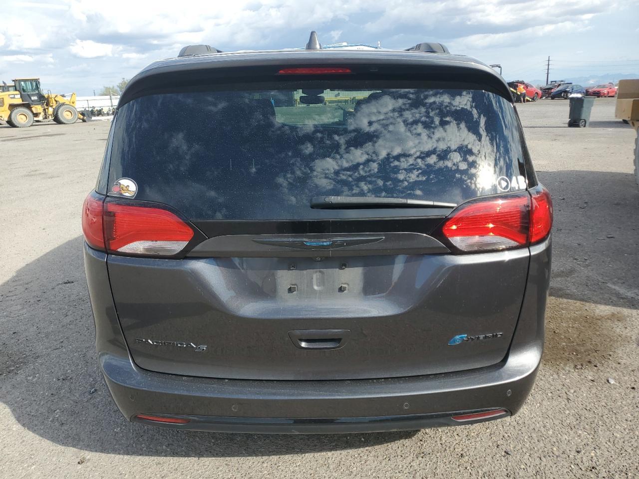 2019 Chrysler Pacifica Hybrid Touring L - Фото 6
