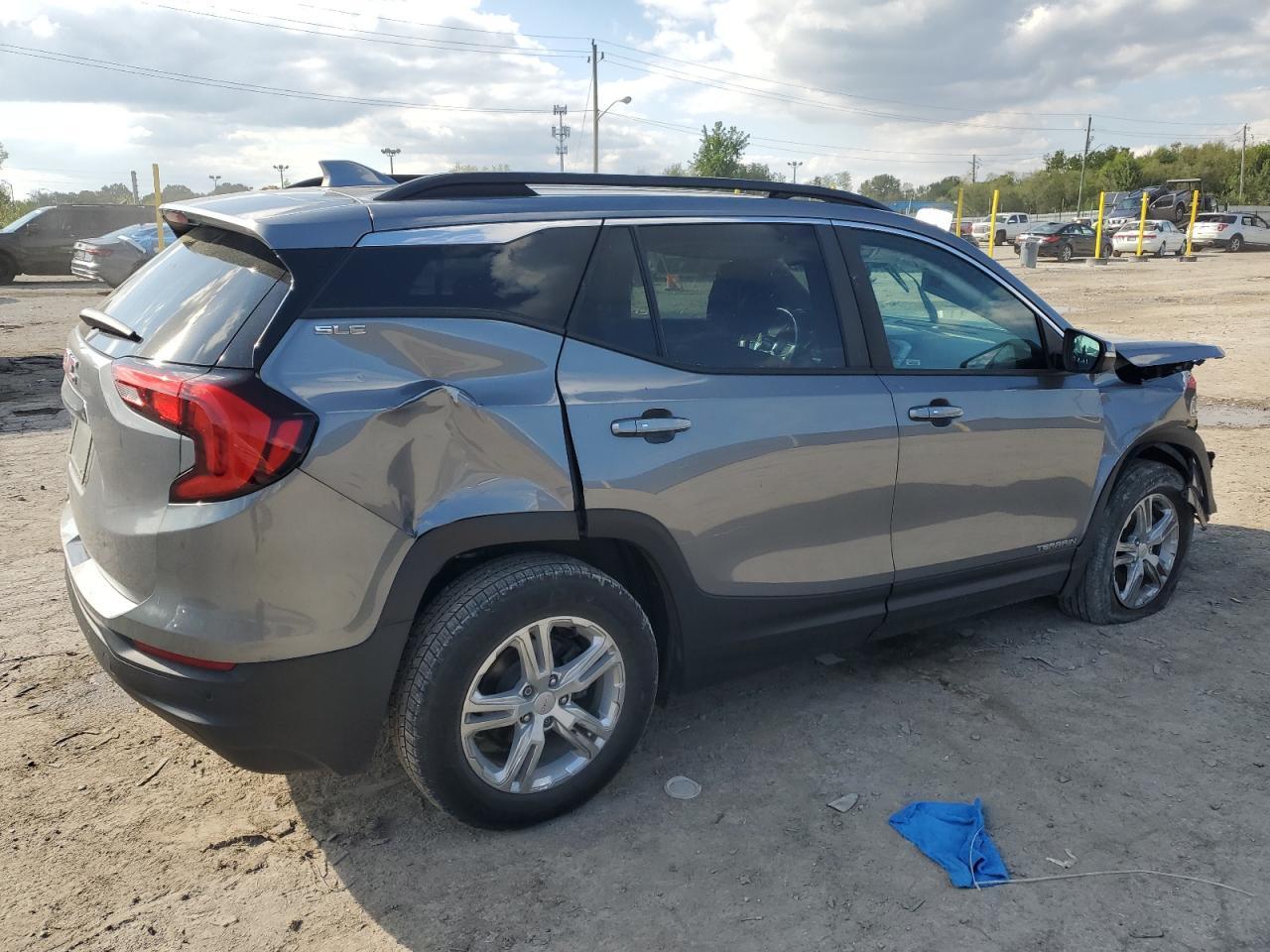 2021 GMC Terrain Sle - Image 3