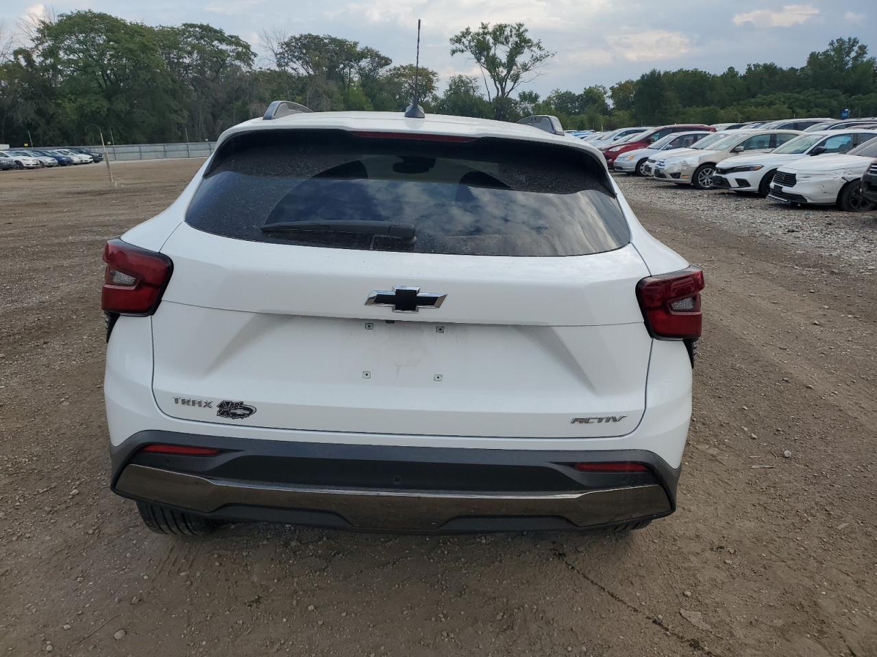 2024 Chev Trax - Фото 6