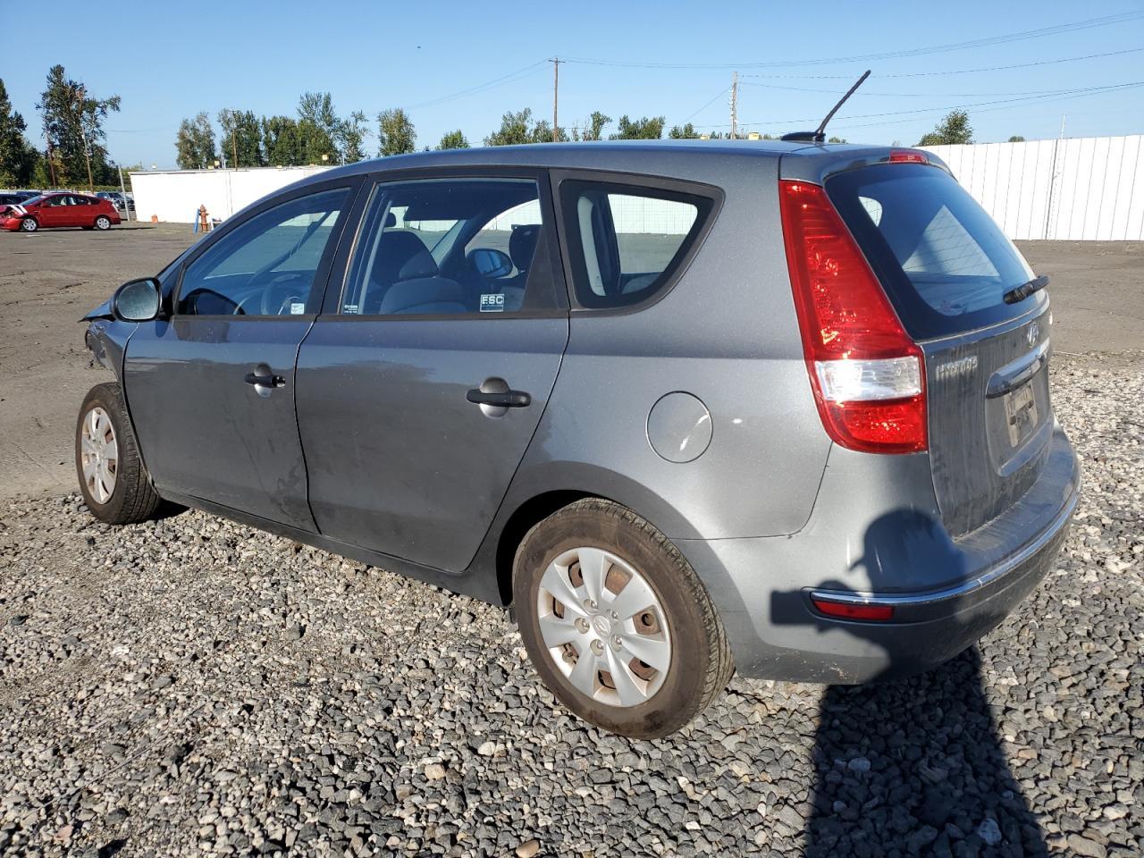 2010 Hyundai Elantra Touring Gls - Image 2