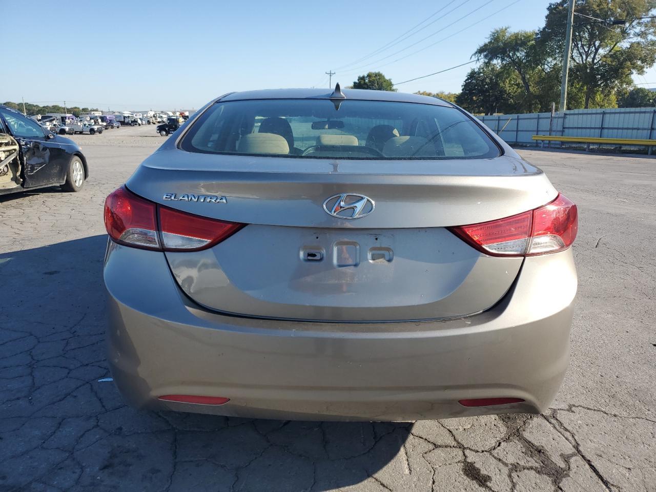 2013 Hyundai Elantra Gls - Image 6