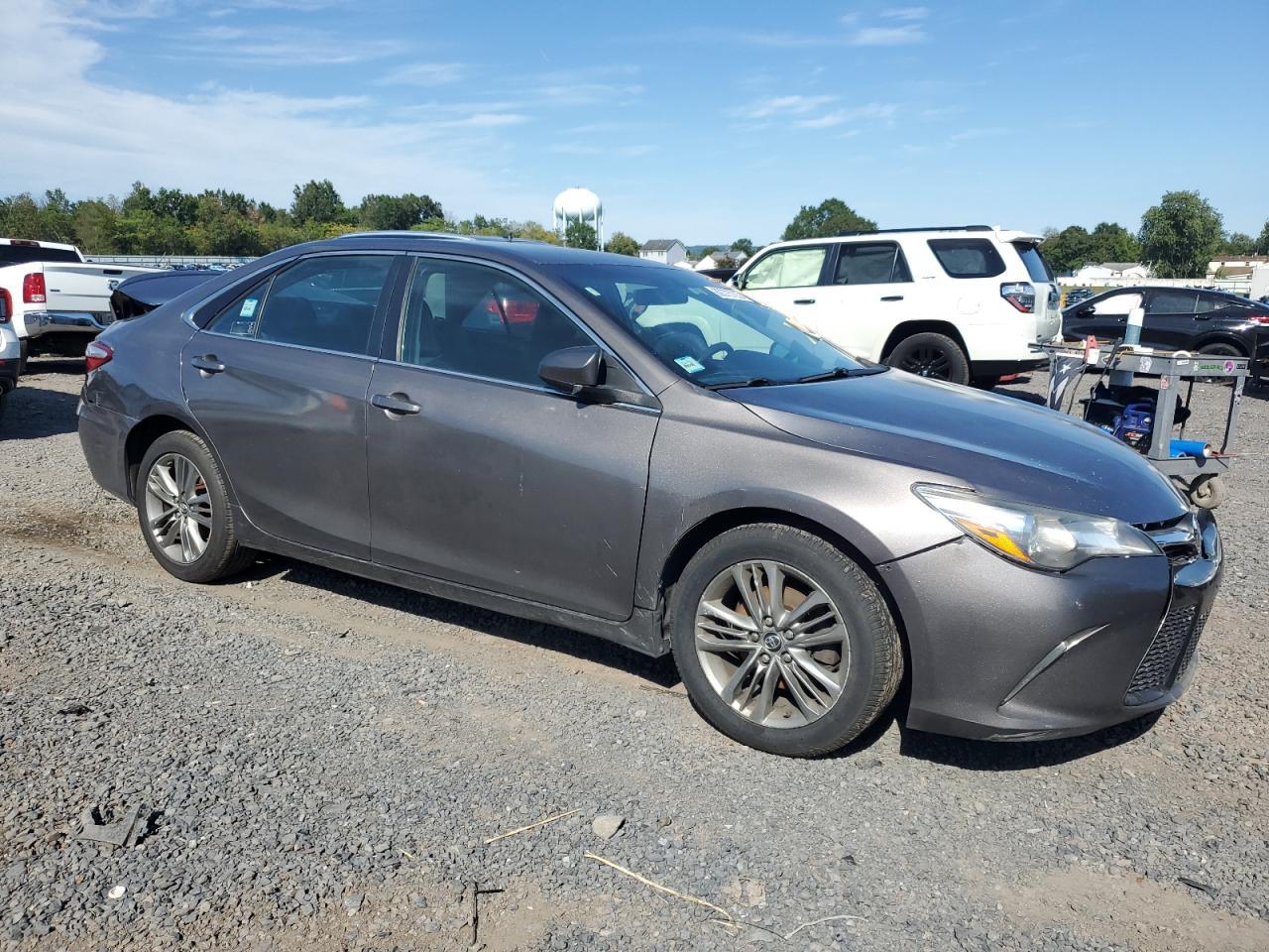 2016 Toyota Camry Le - Image 4