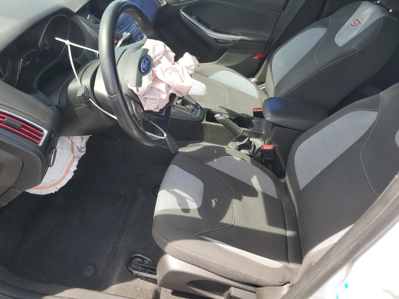 2018 Ford Focus St - Фото 7