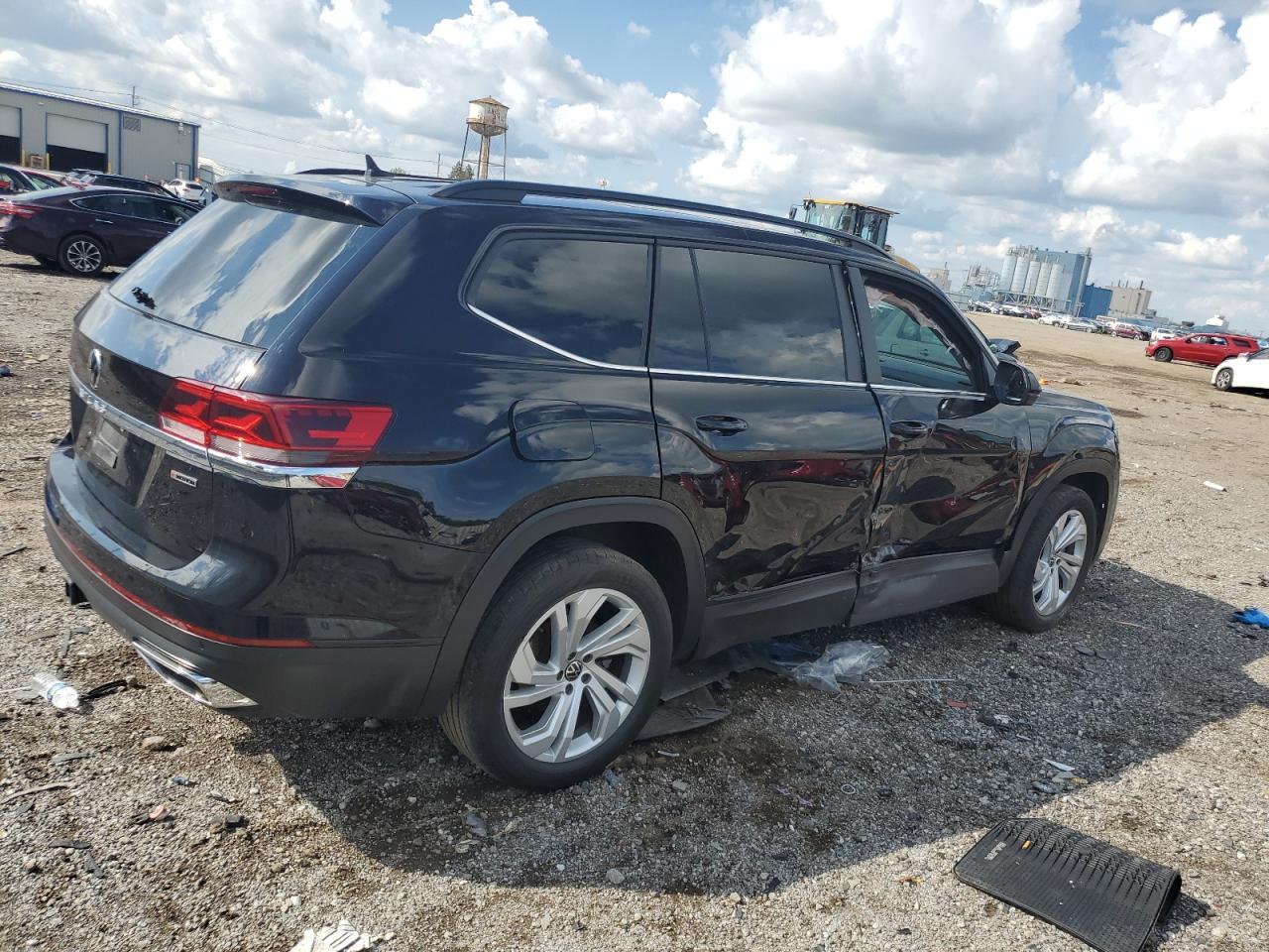 2021 Volkswagen Atlas Se - Фото 3