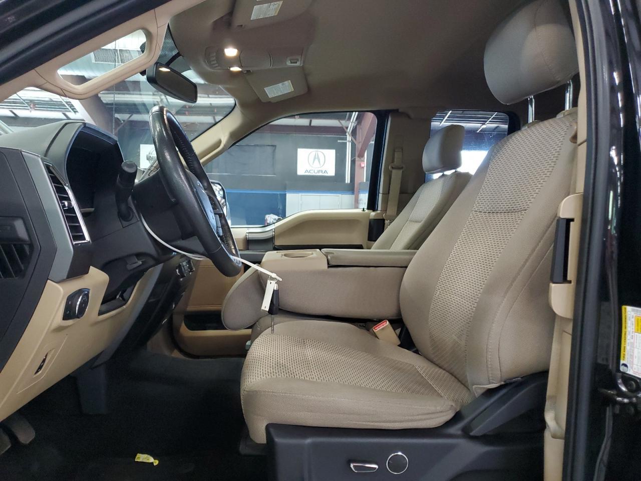 2015 Ford F150 Super Cab - Фото 7