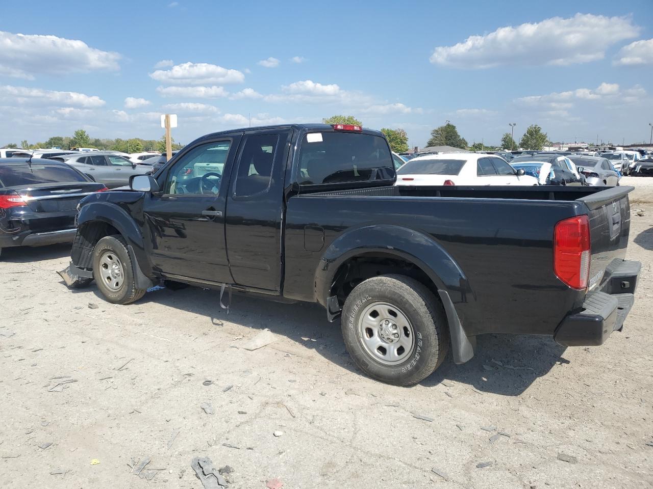2019 Nissan Frontier S - Фото 2