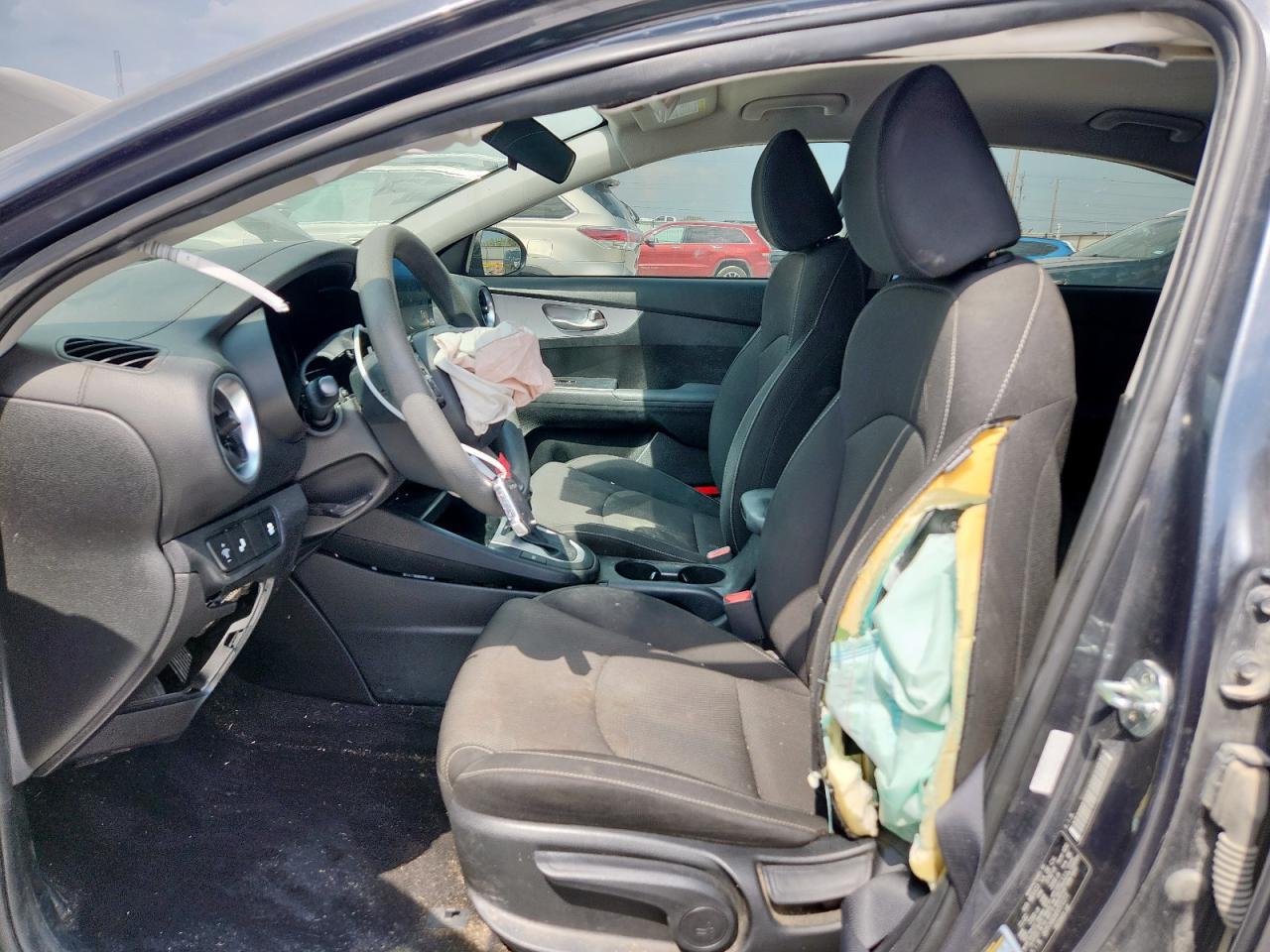 2023 Kia Forte Lx - Фото 7