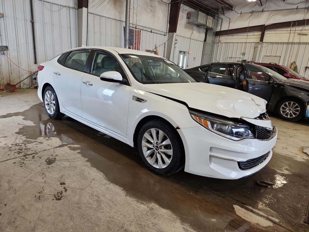 2016 Kia Optima Lx - Image 4