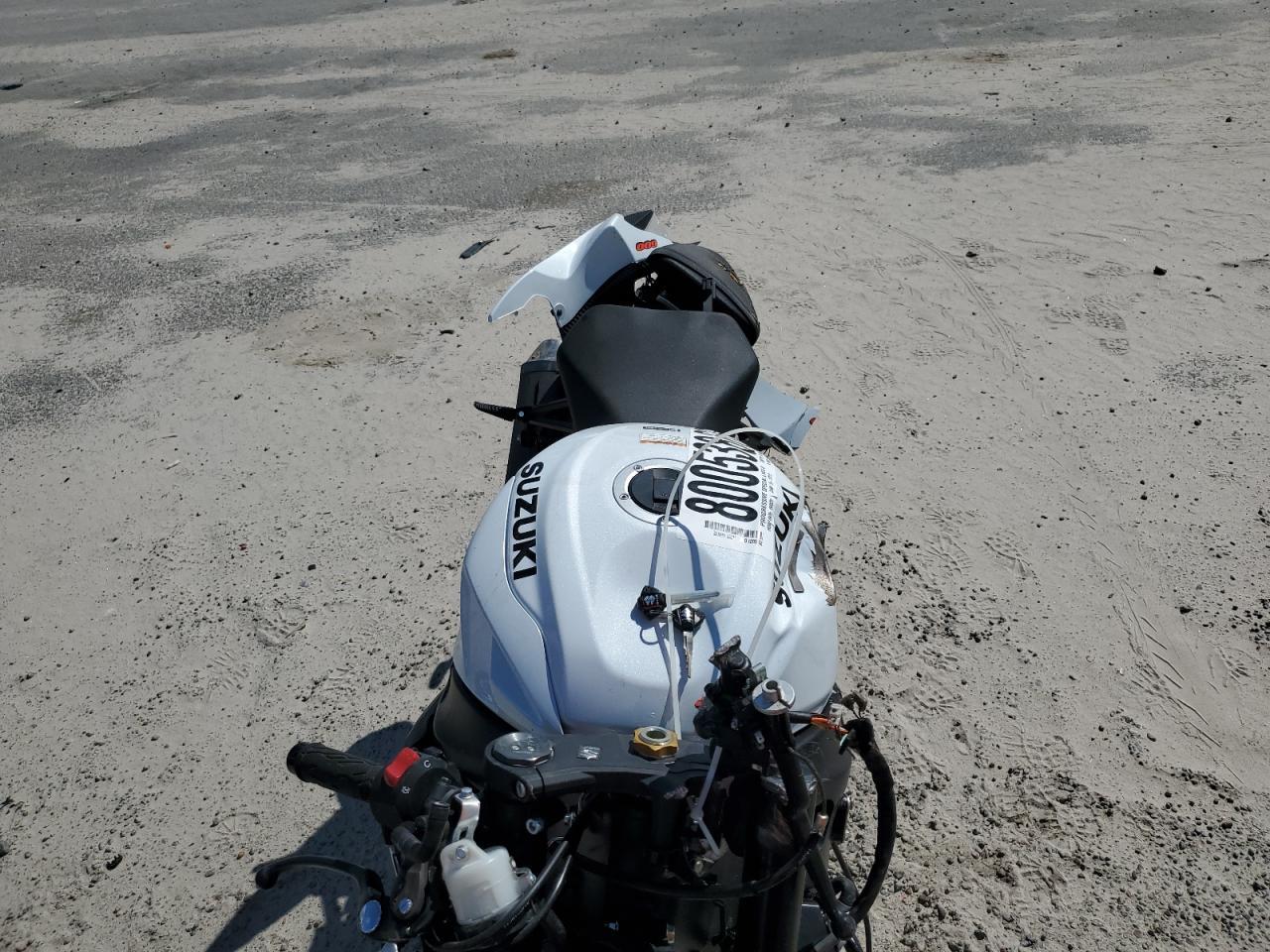 2025 Suzuki Gsx-R600 - Фото 5