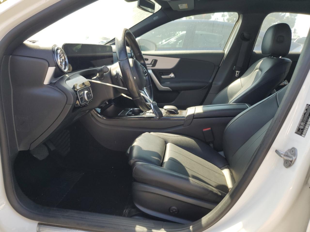 2020 Mercedes-Benz A 220 - Фото 7