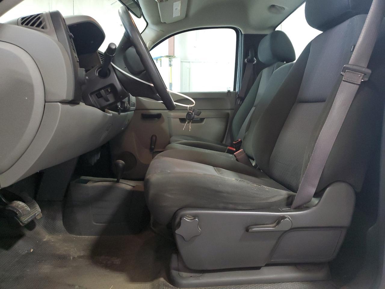 2013 GMC Sierra K1500 - Image 7
