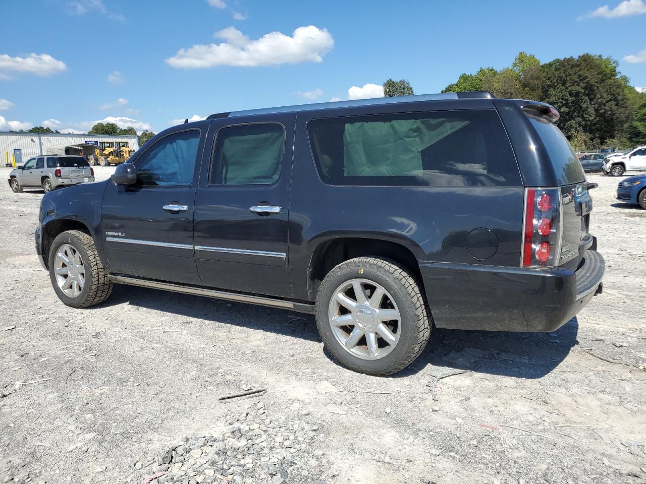 2012 GMC Yukon Xl Denali - Image 2