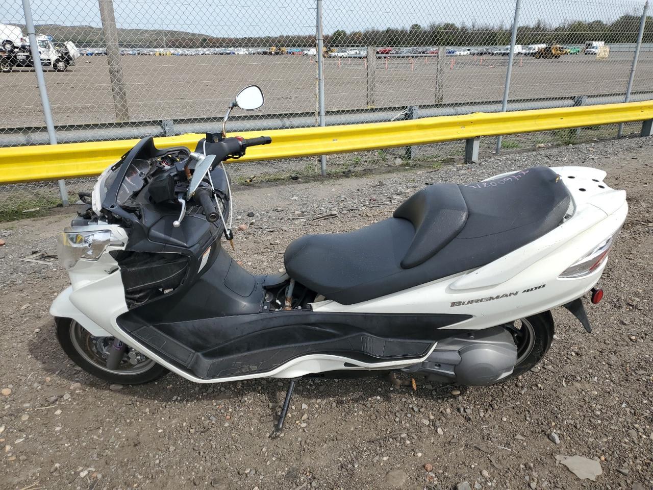 2011 Suzuki An400 A - Фото 3