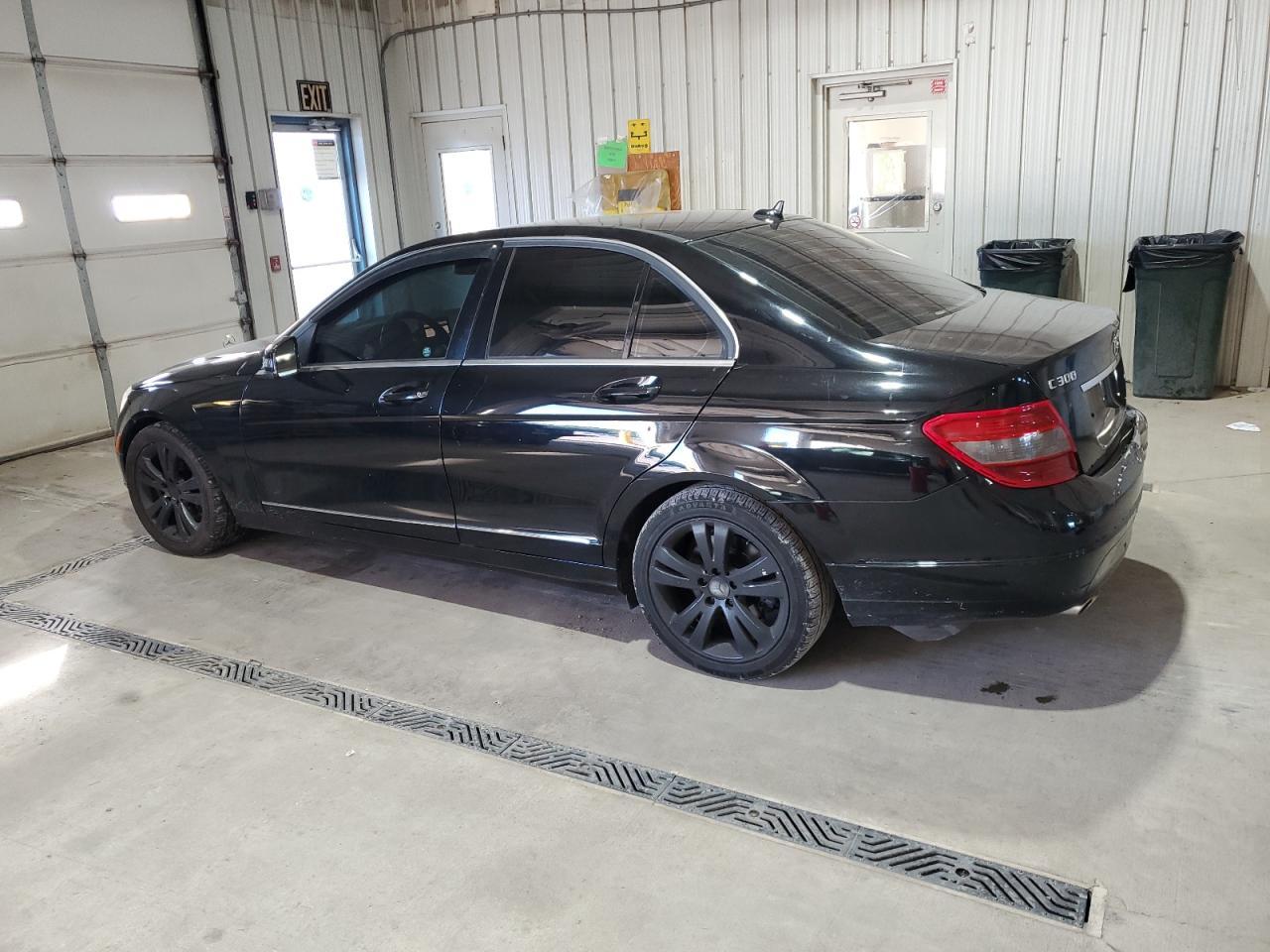2011 Mercedes-Benz C 300 4Matic - Image 2