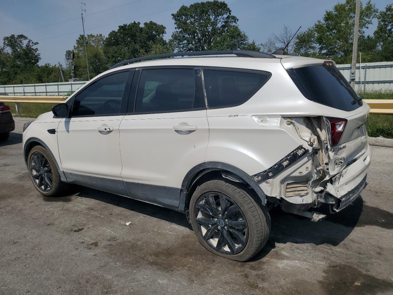 2019 Ford Escape Se - Image 2
