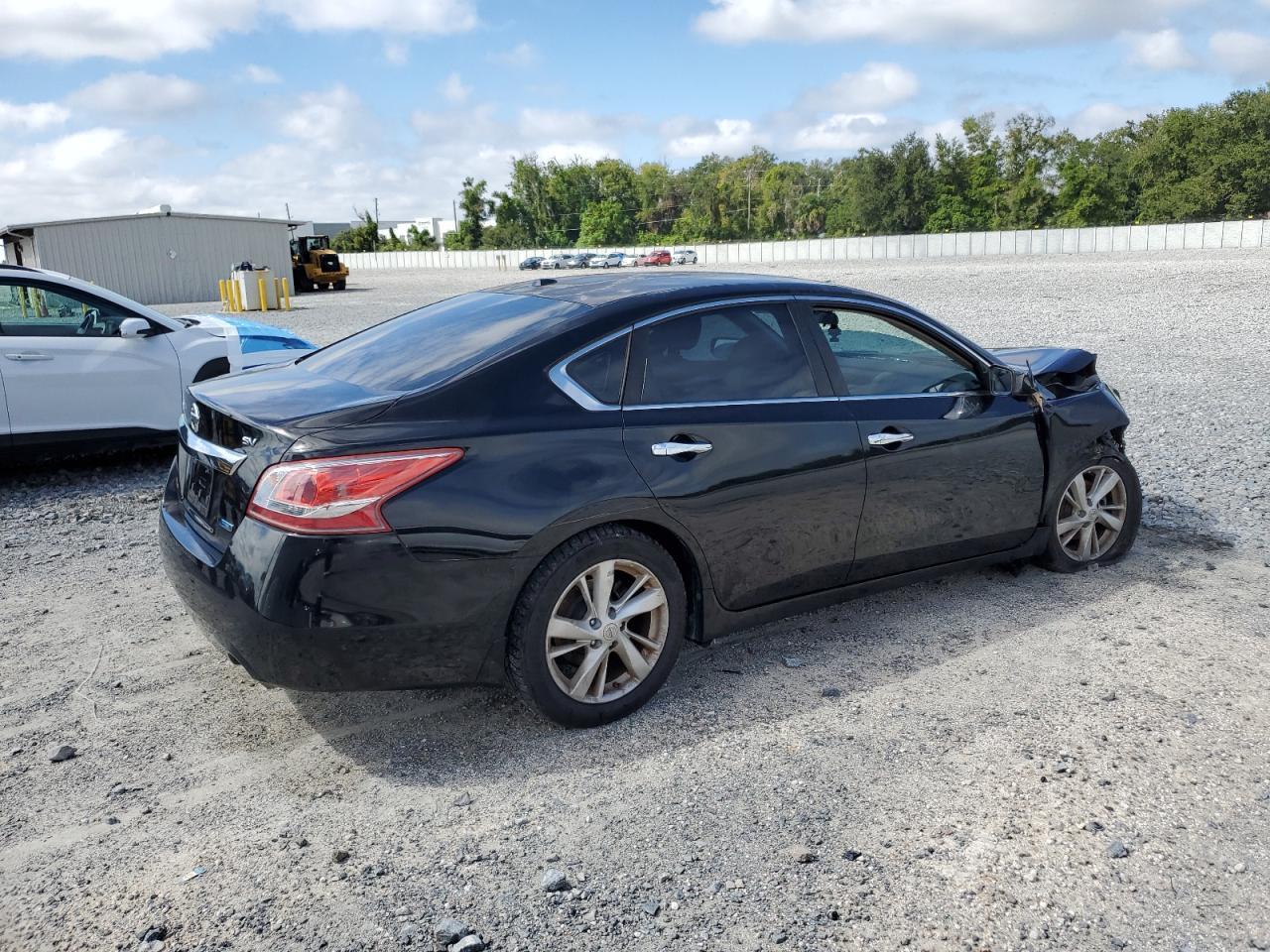 2013 Nissan Altima 2.5 - Image 3