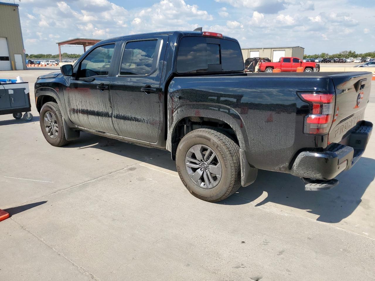 2025 Nissan Frontier S - Фото 2