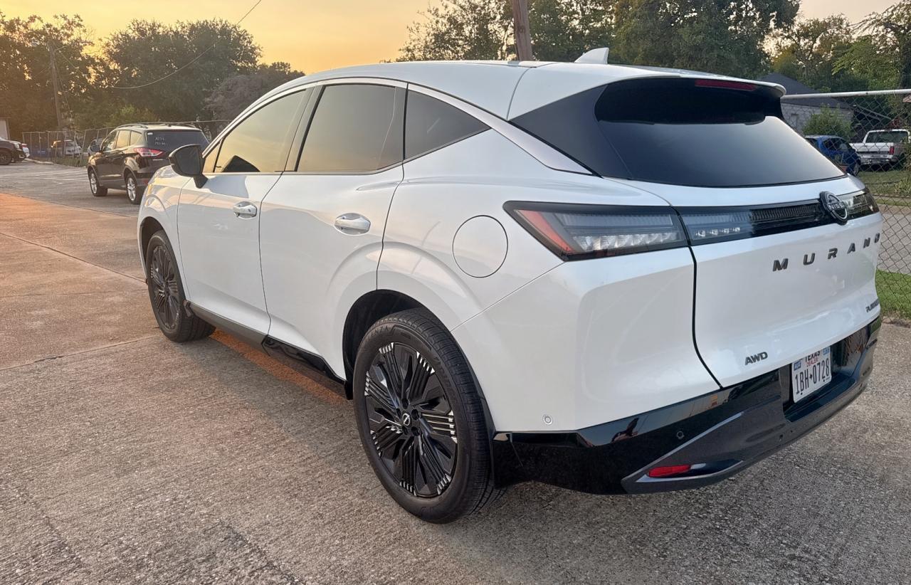 2025 Nissan Murano Platinum - Image 3