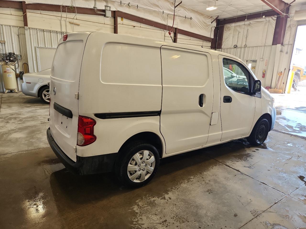 2018 Nissan Nv200 2.5S - Фото 3