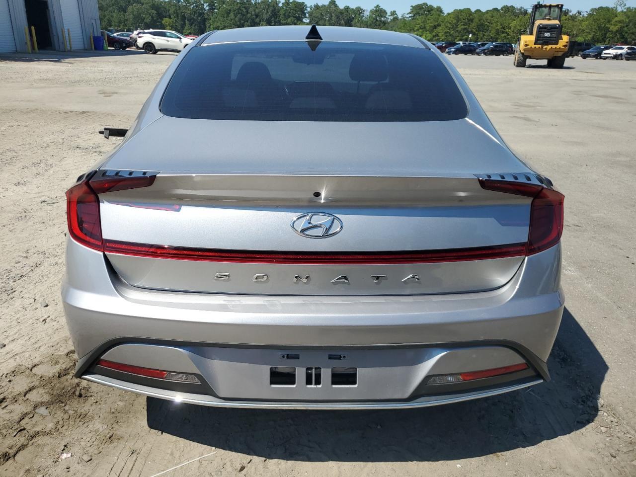 2021 Hyundai Sonata Se - Image 6