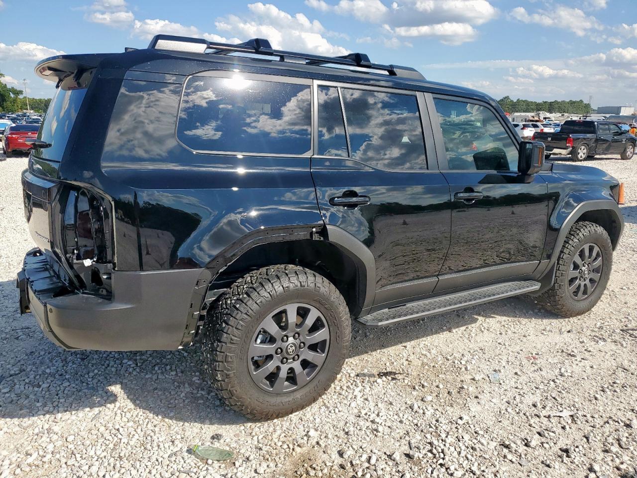 2025 Toyota Land Cruiser Base - Фото 3