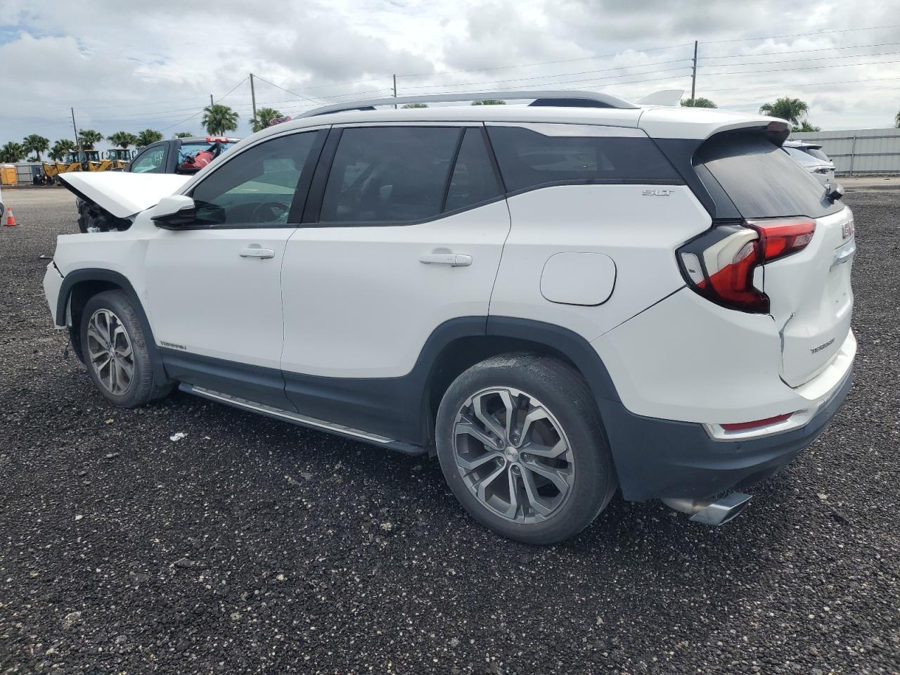 2020 GMC Terrain Slt - Фото 2