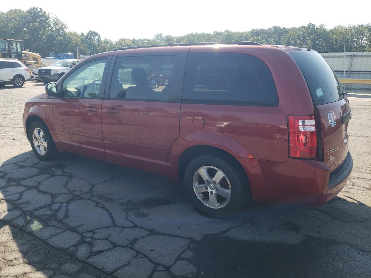 2009 Dodge Grand Caravan Se - Image 2
