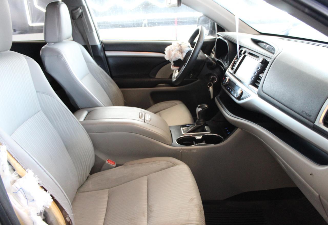 2018 Toyota Highlander Le - Фото 5