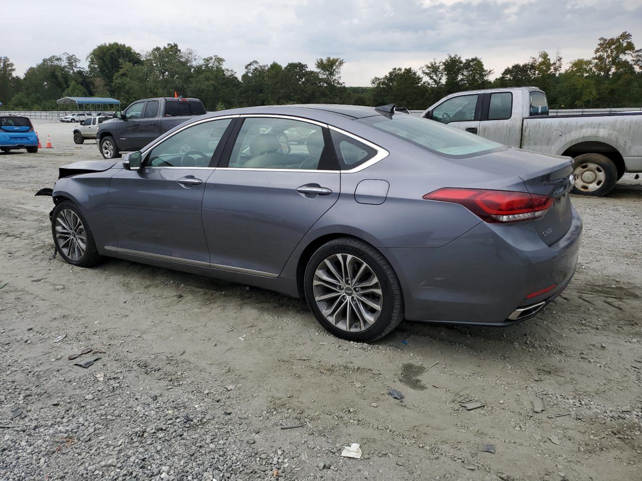 2015 Hyundai Genesis 3.8L - Фото 2